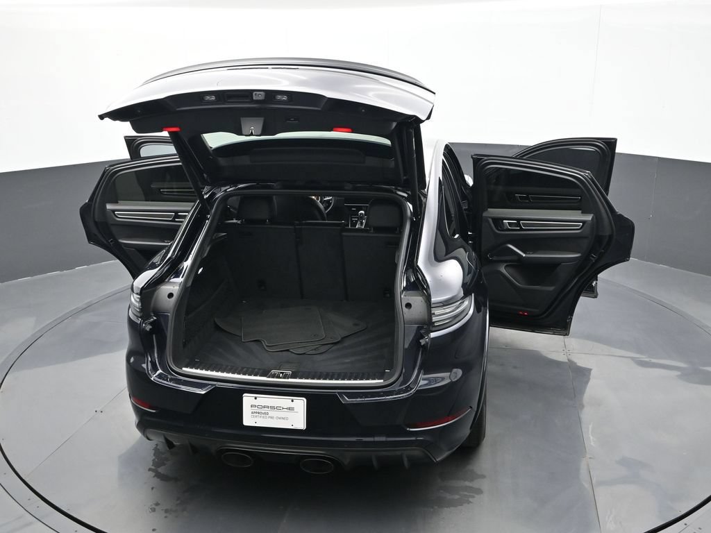 Certified 2023 Porsche Cayenne GTS AWD/4WD image 28