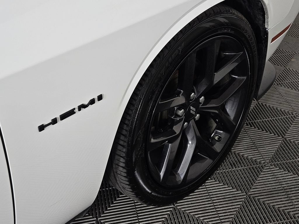 Used 2022 Dodge Challenger R/T w/ Blacktop Package RWD image 6