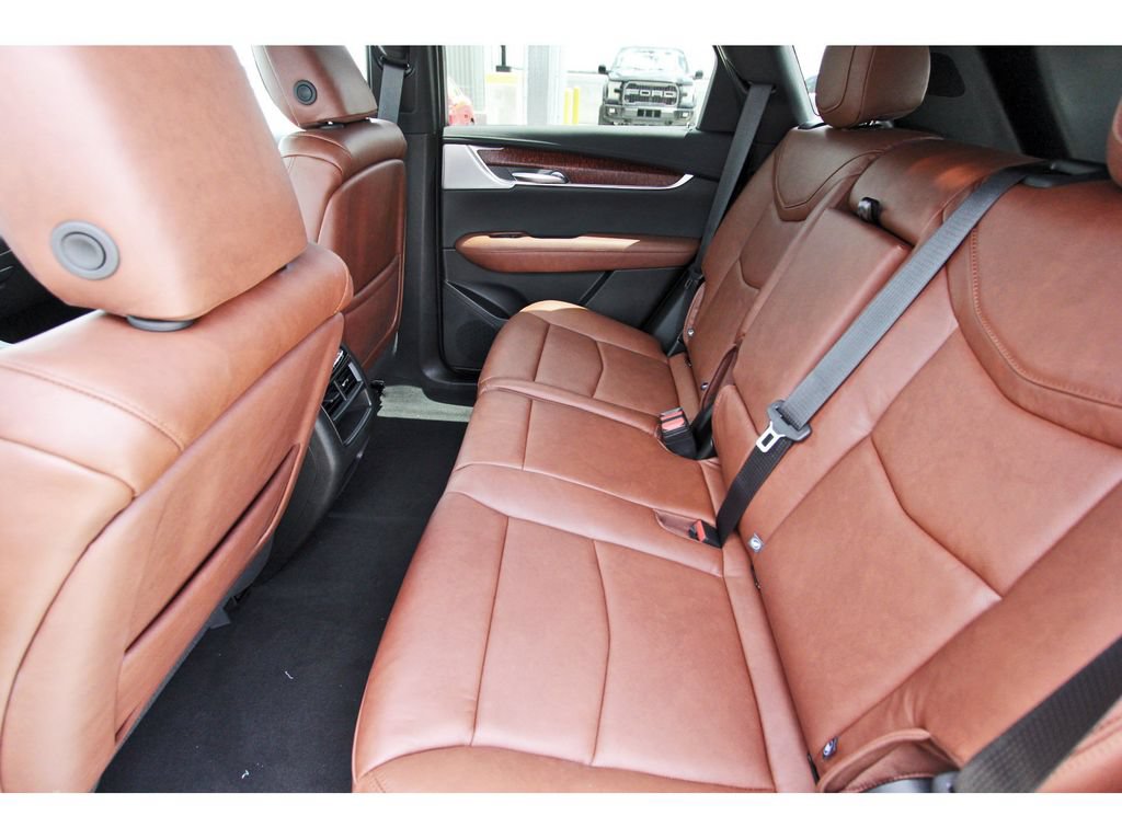 New 2026 Cadillac XT5 Premium Luxury w/ Driver Assist Package FWD image 7
