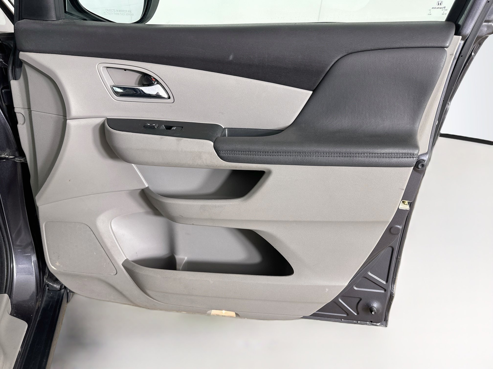 Used 2015 Honda Odyssey EX-L image 34