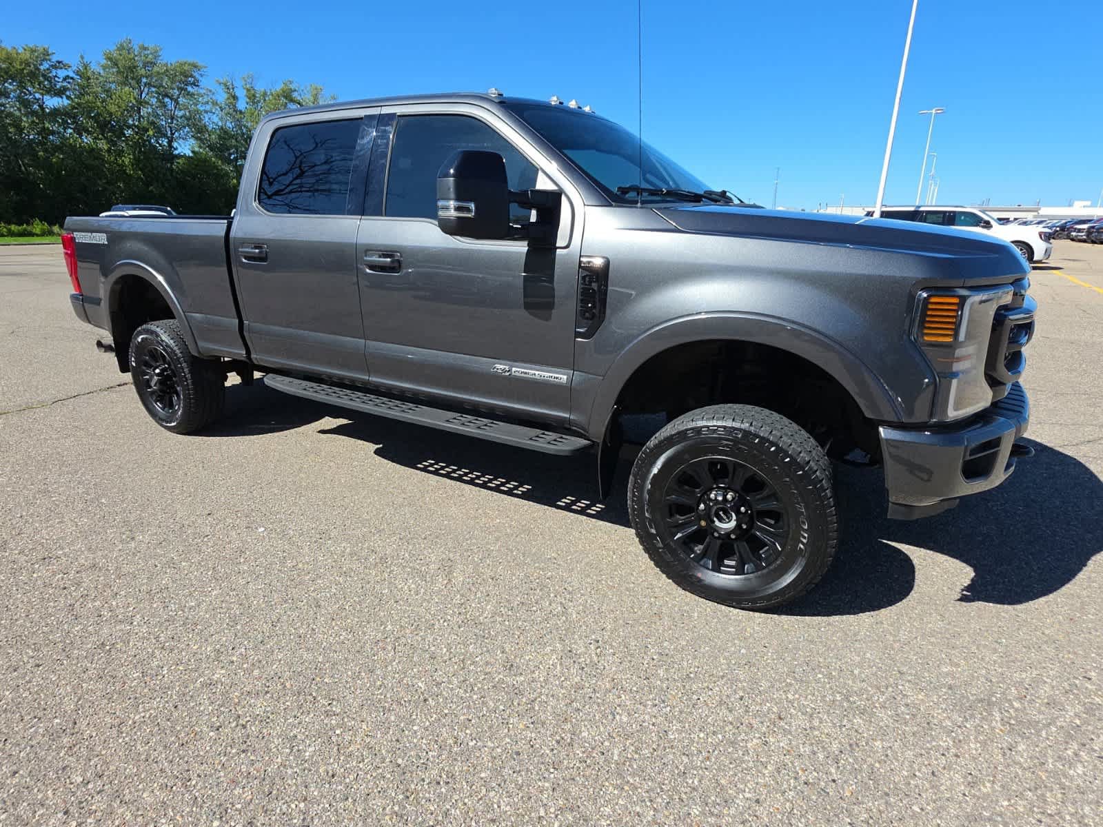 Used 2020 Ford F250 Lariat w/ Tremor Off-Road Package AWD/4WD image 5