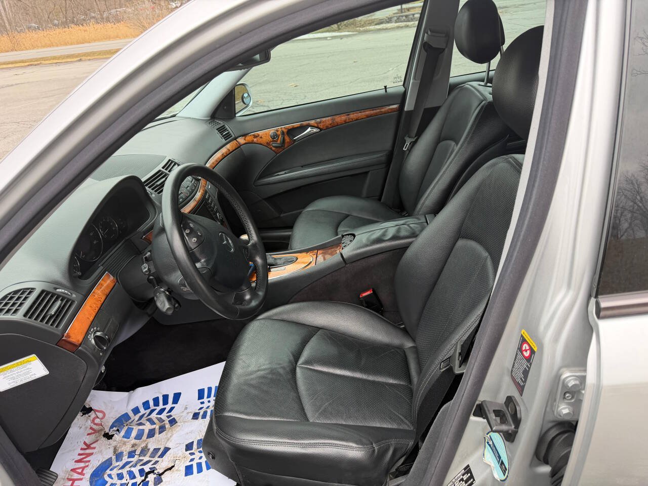 Used 2005 Mercedes-Benz E 320 4MATIC Sedan image 9