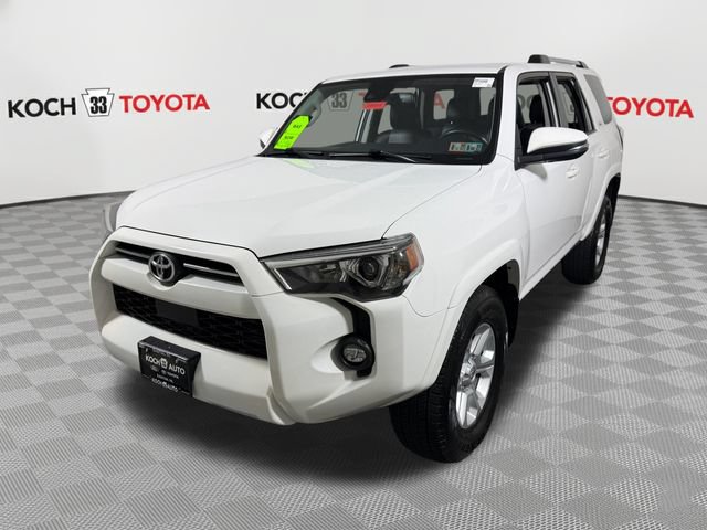 Used 2023 Toyota 4Runner SR5 Premium AWD/4WD image 3