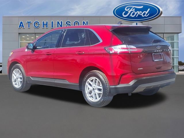 Used 2024 Ford Edge SEL w/ Convenience Package image 3