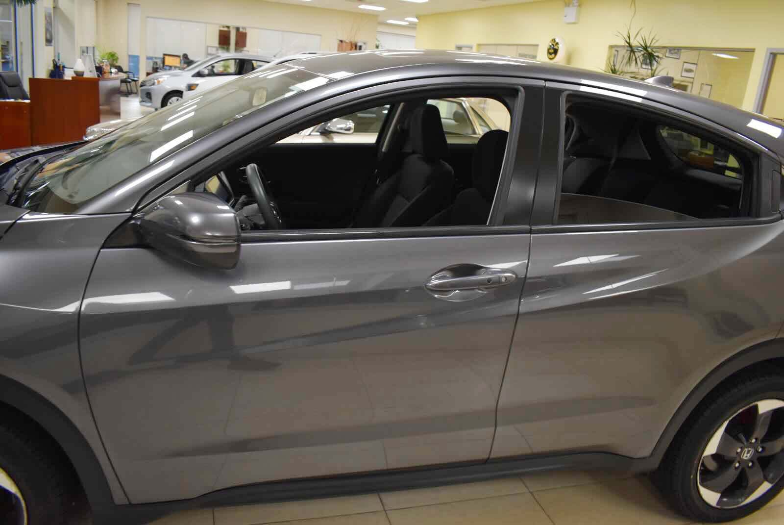 Used 2018 Honda HR-V EX image 57