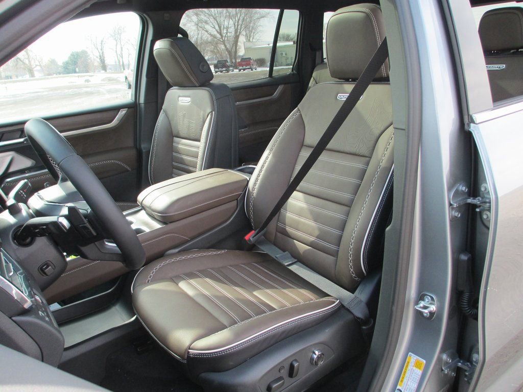 New 2026 GMC Acadia Denali Ultimate image 13