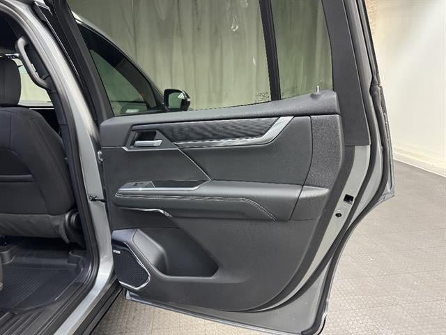 New 2026 GMC Acadia Elevation w/ LPO, Floor Liner Package AWD/4WD image 15