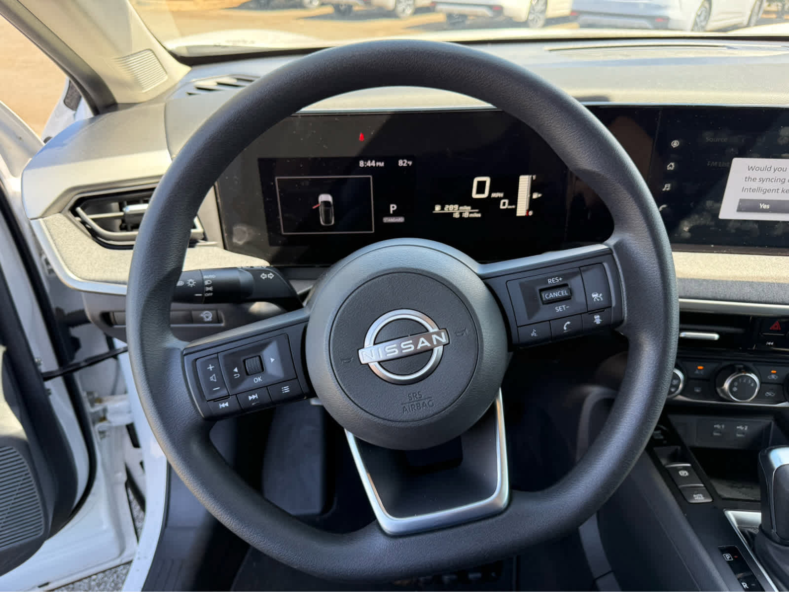 Used 2025 Nissan Kicks SV image 6