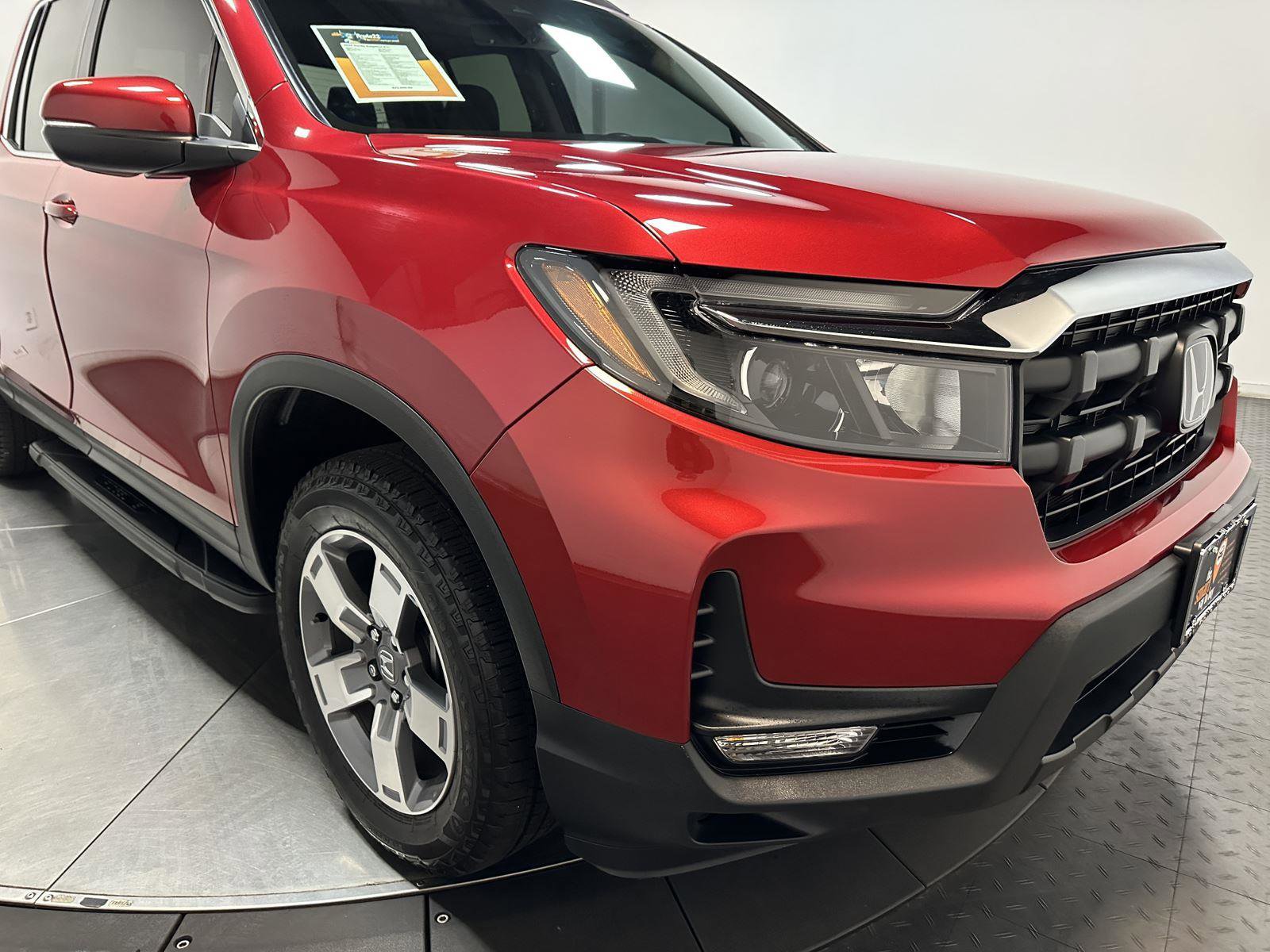 Certified 2024 Honda Ridgeline RTL image 3