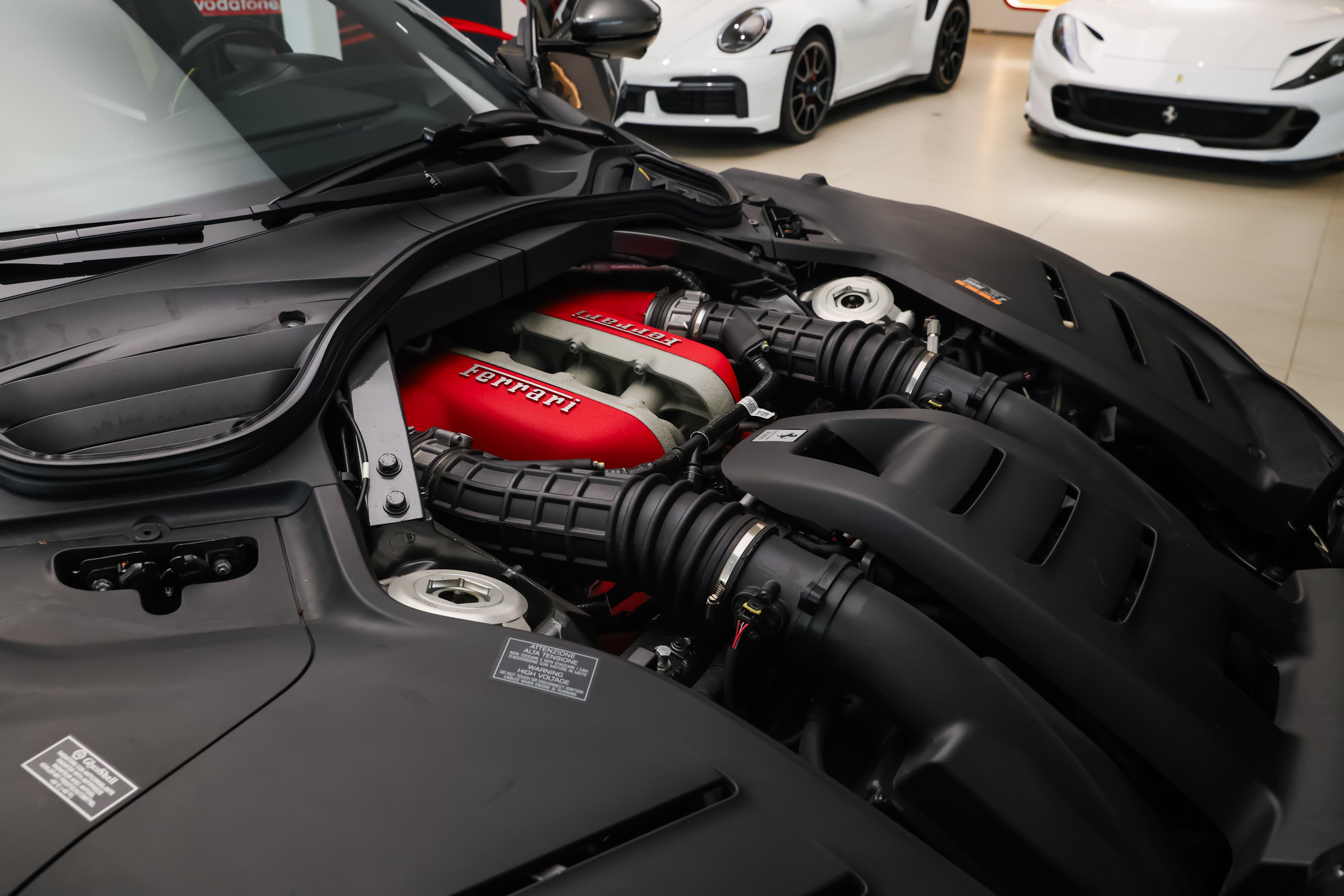 Used 2025 Ferrari Purosangue AWD/4WD image 33