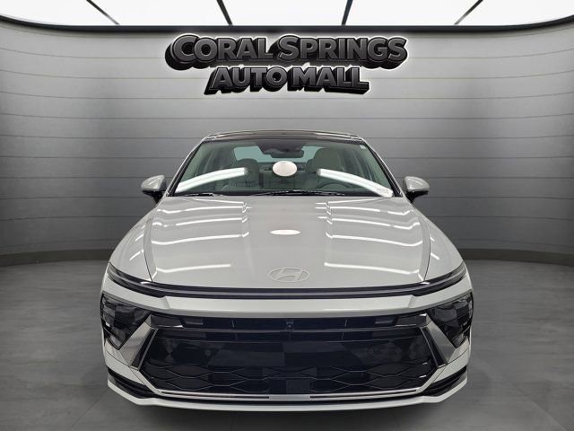Used 2024 Hyundai Sonata Limited image 2