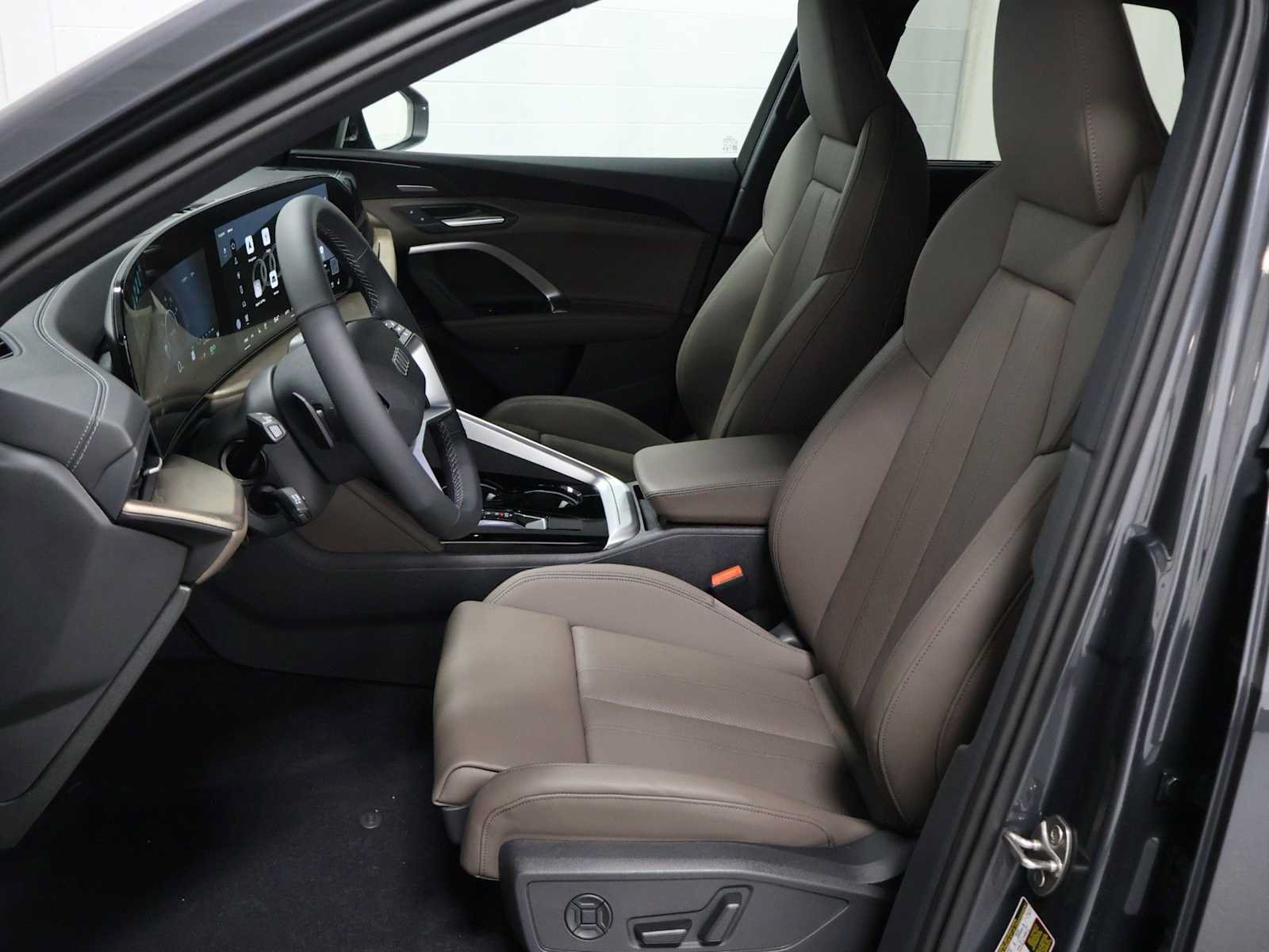 New 2026 Audi Q5 Premium AWD/4WD image 5