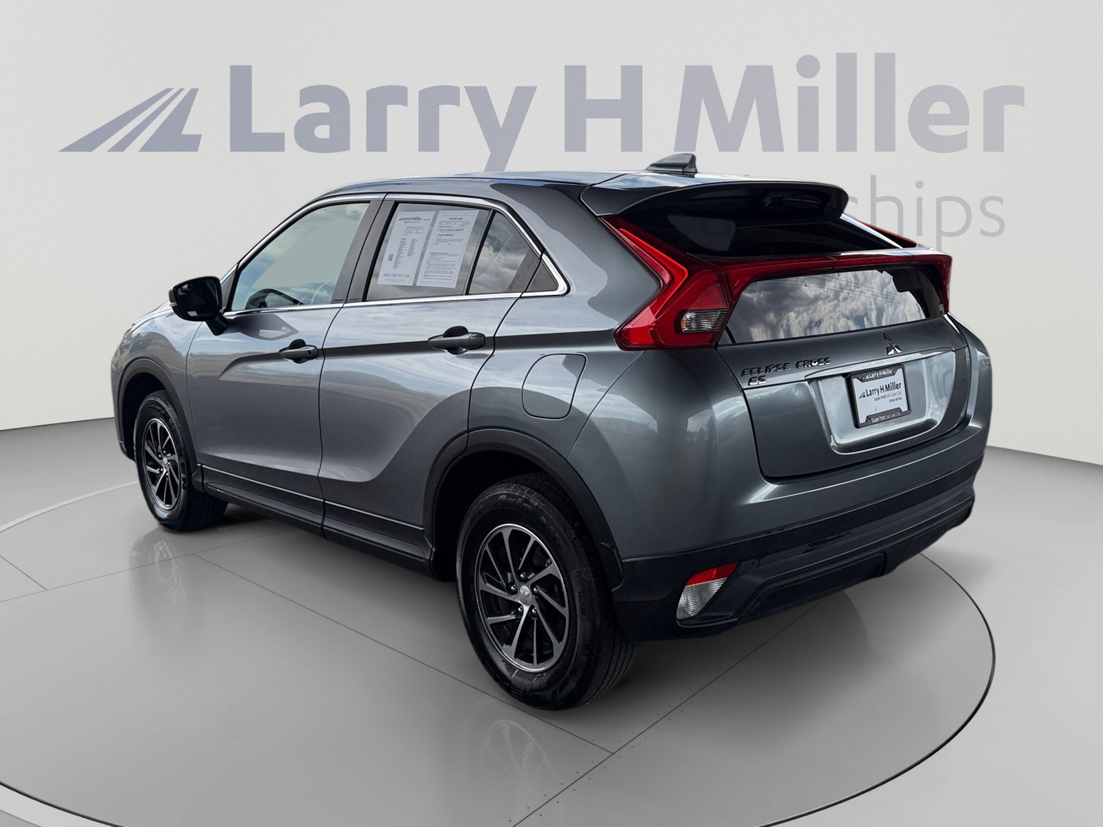 Used 2020 Mitsubishi Eclipse Cross ES AWD/4WD image 3