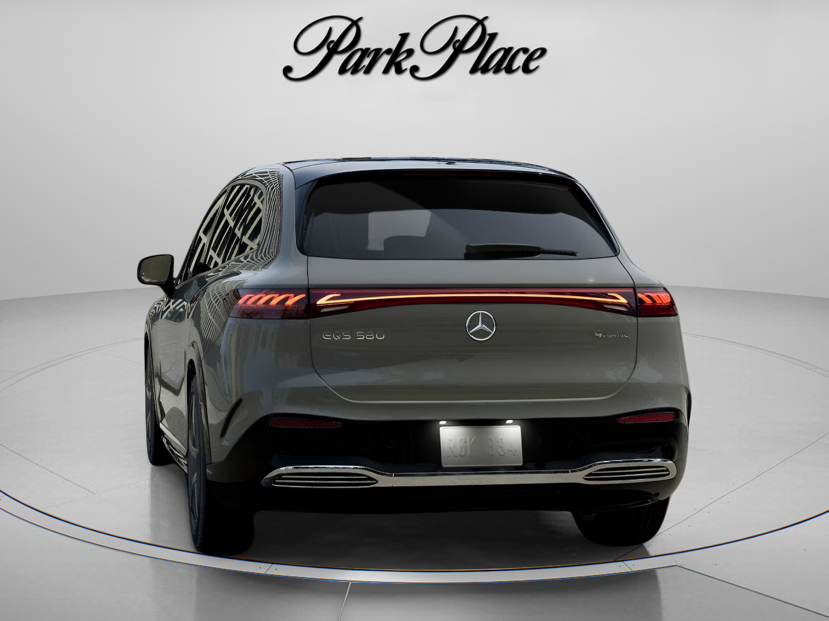 Certified 2023 Mercedes-Benz EQS 580 4MATIC SUV image 16