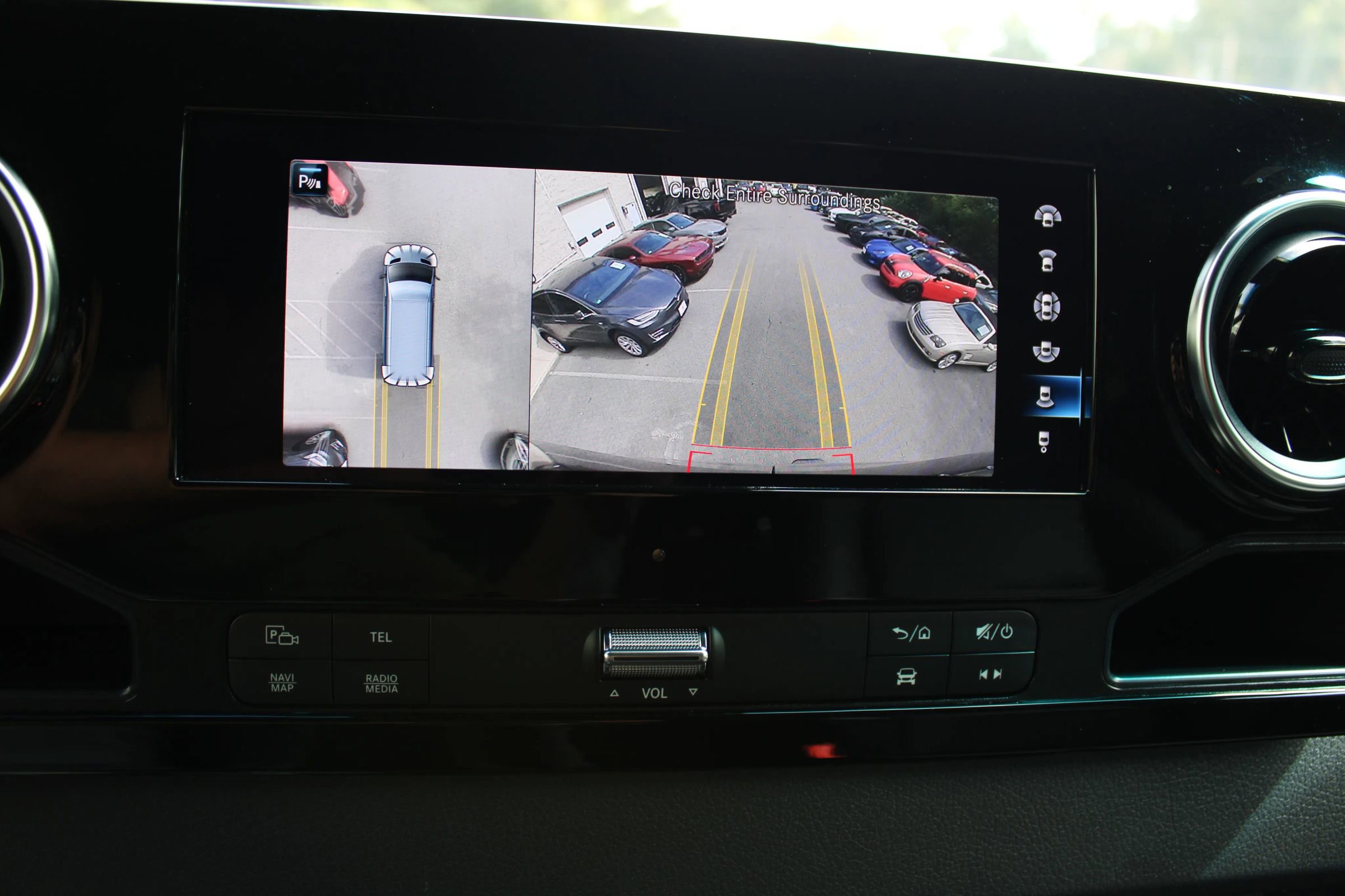 Used 2024 Mercedes-Benz Sprinter 2500 image 24