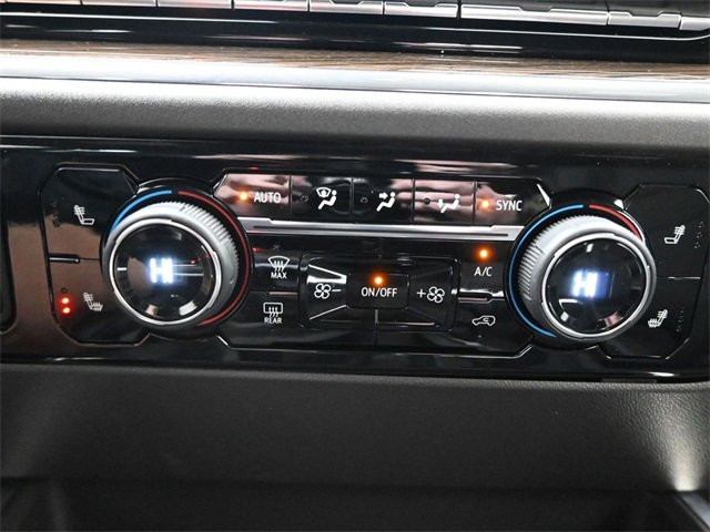 Used 2024 Chevrolet Silverado 1500 LT Trail Boss w/ Convenience Package II image 17