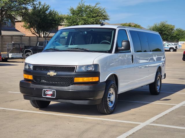 Used 2025 Chevrolet Express 3500 LS RWD image 11