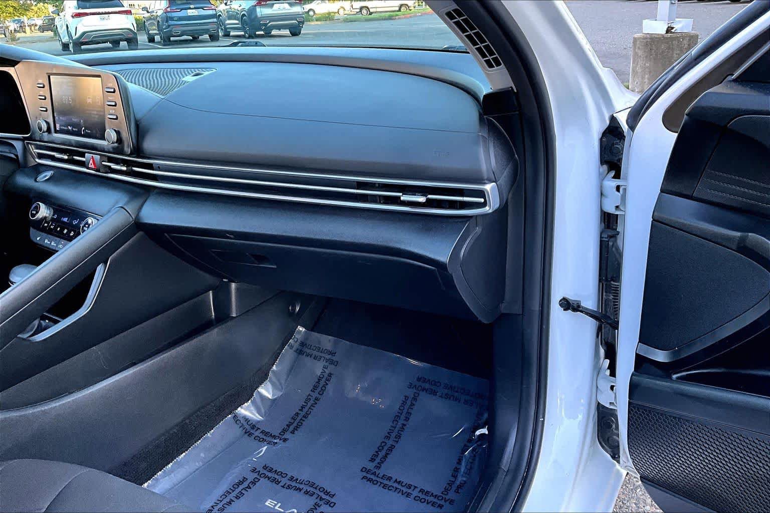 Used 2023 Hyundai Elantra Blue FWD image 18