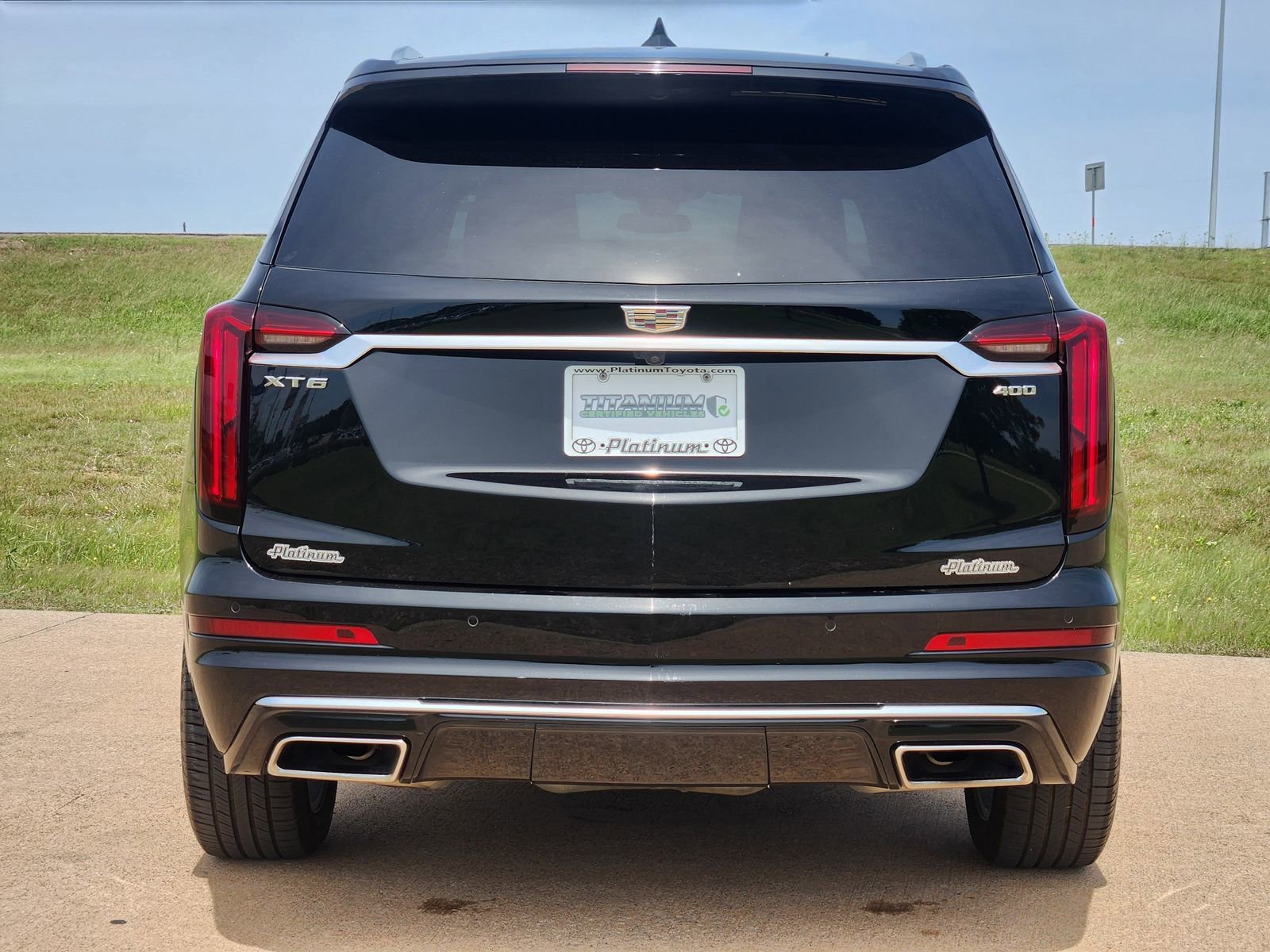 Used 2023 Cadillac XT6 Premium Luxury FWD image 8