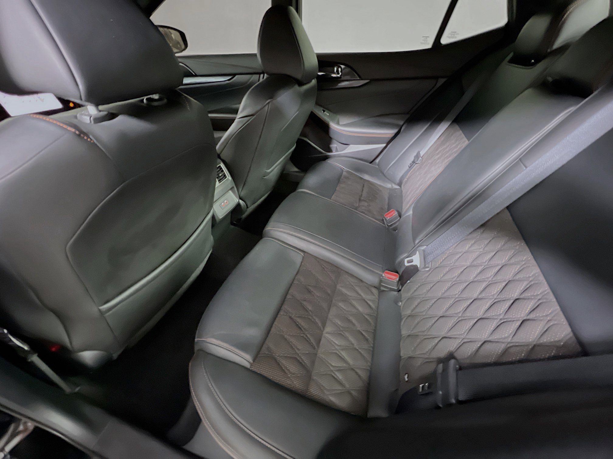 Used 2019 Nissan Maxima SR w/ Premium Package image 29