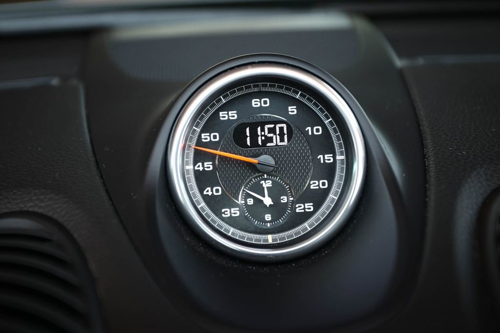 Certified 2025 Porsche 718 Cayman RWD image 28