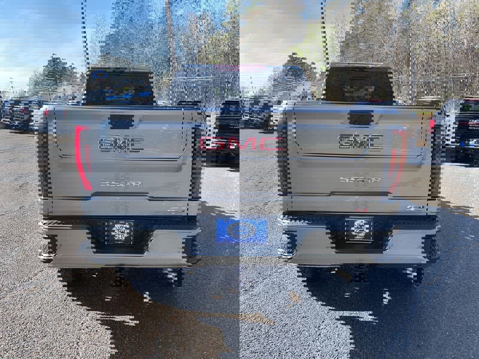 New 2026 GMC Sierra 2500 AT4 w/ AT4 Premium Plus Package image 4