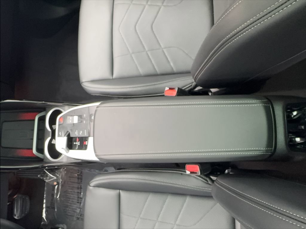 Used 2025 BMW X2 xDrive28i image 40