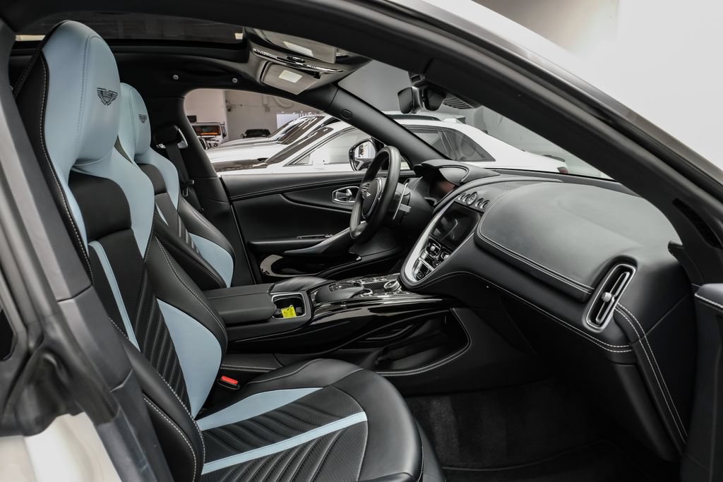Used 2023 Aston Martin DBX 707 AWD/4WD image 38