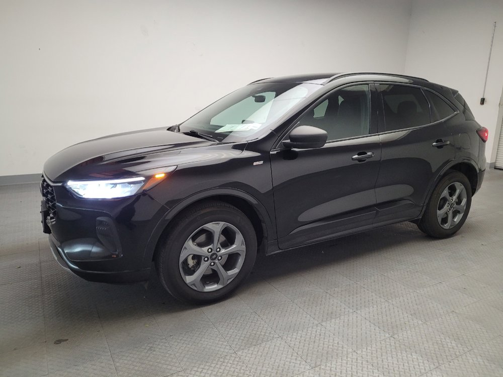 Used 2023 Ford Escape ST-Line image 2