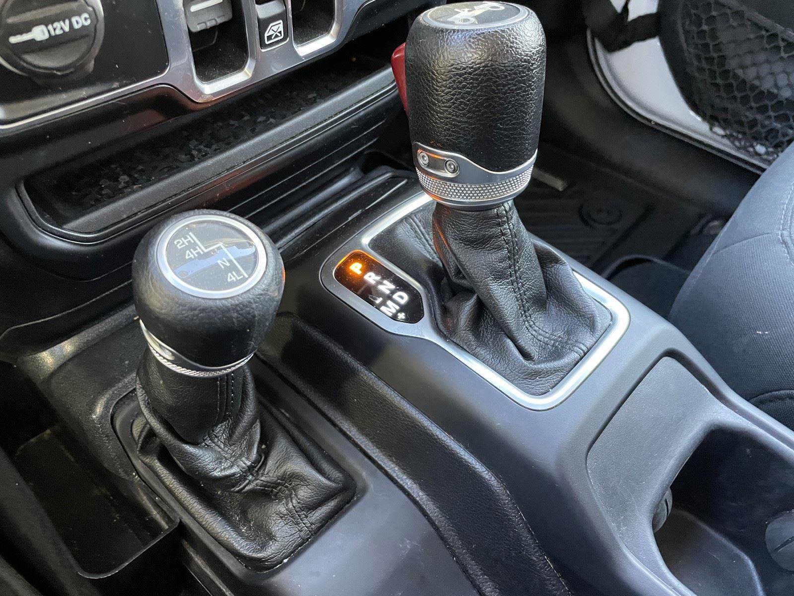 Used 2018 Jeep Wrangler Unlimited Sport S image 24