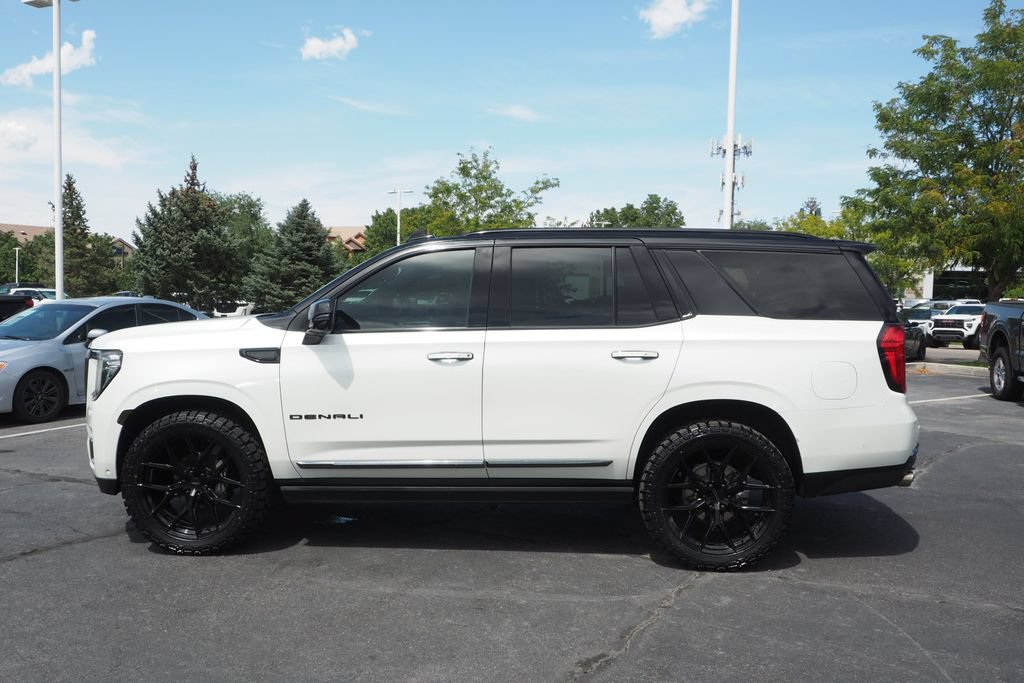 Used 2023 GMC Yukon Denali Ultimate AWD/4WD image 8