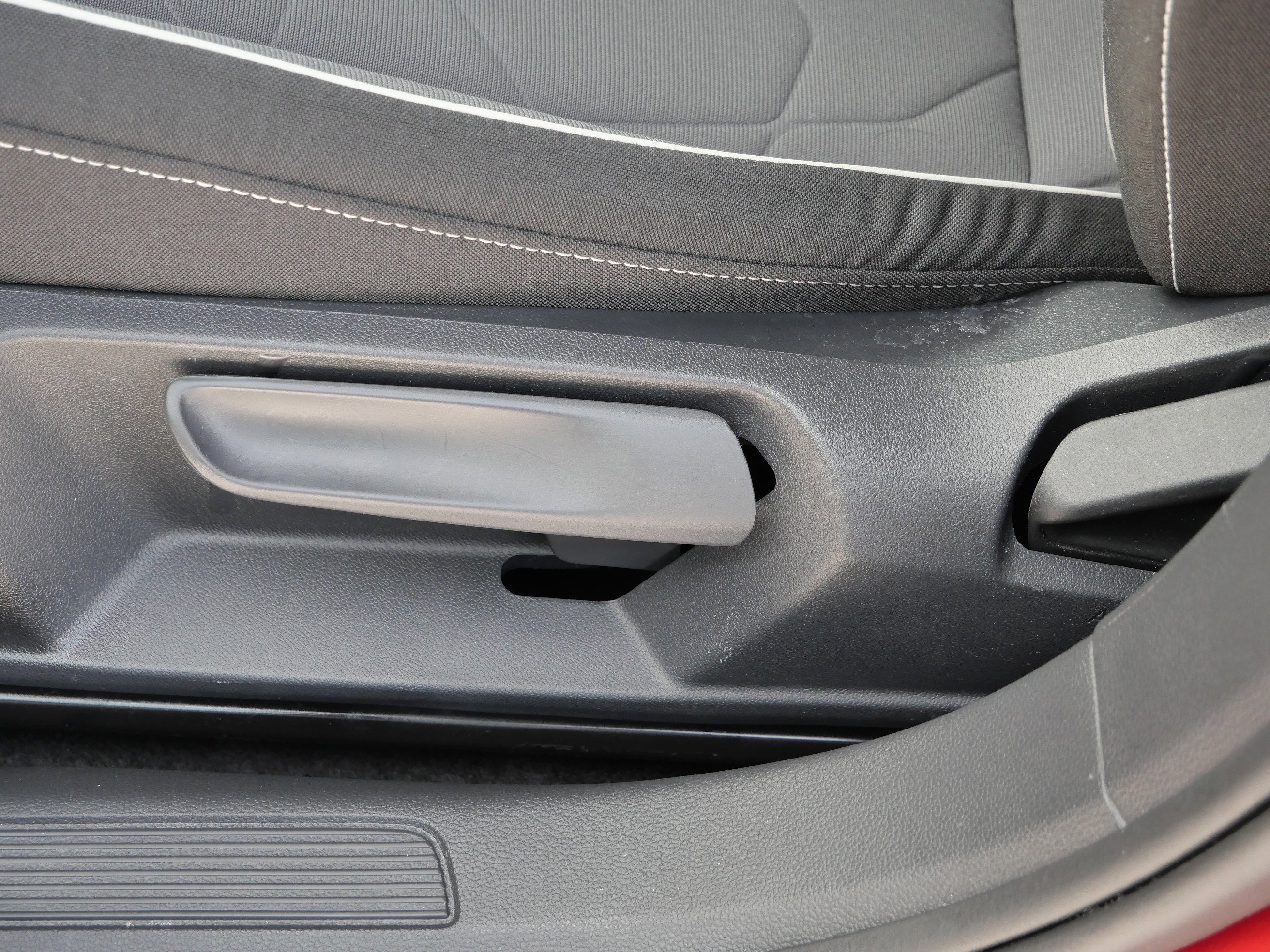 Certified 2025 Volkswagen Jetta Sport image 20