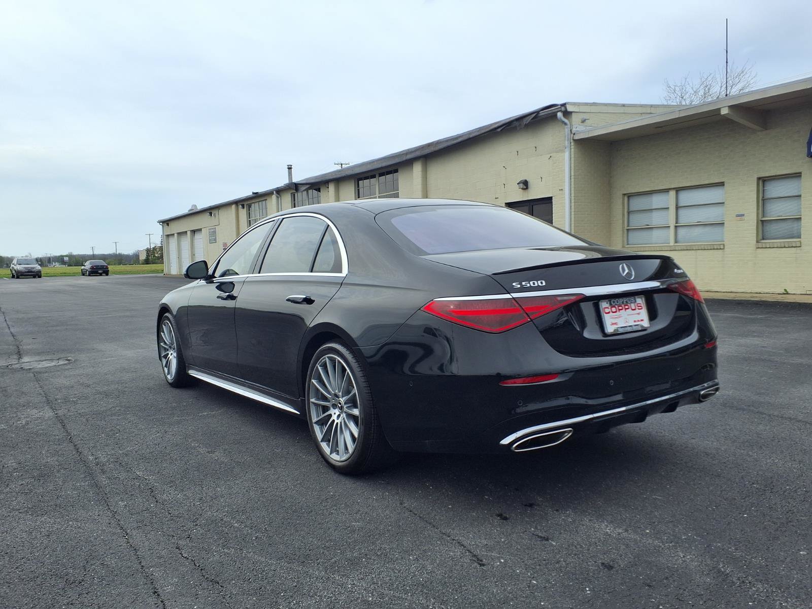 Used 2023 Mercedes-Benz S 500 4MATIC image 8
