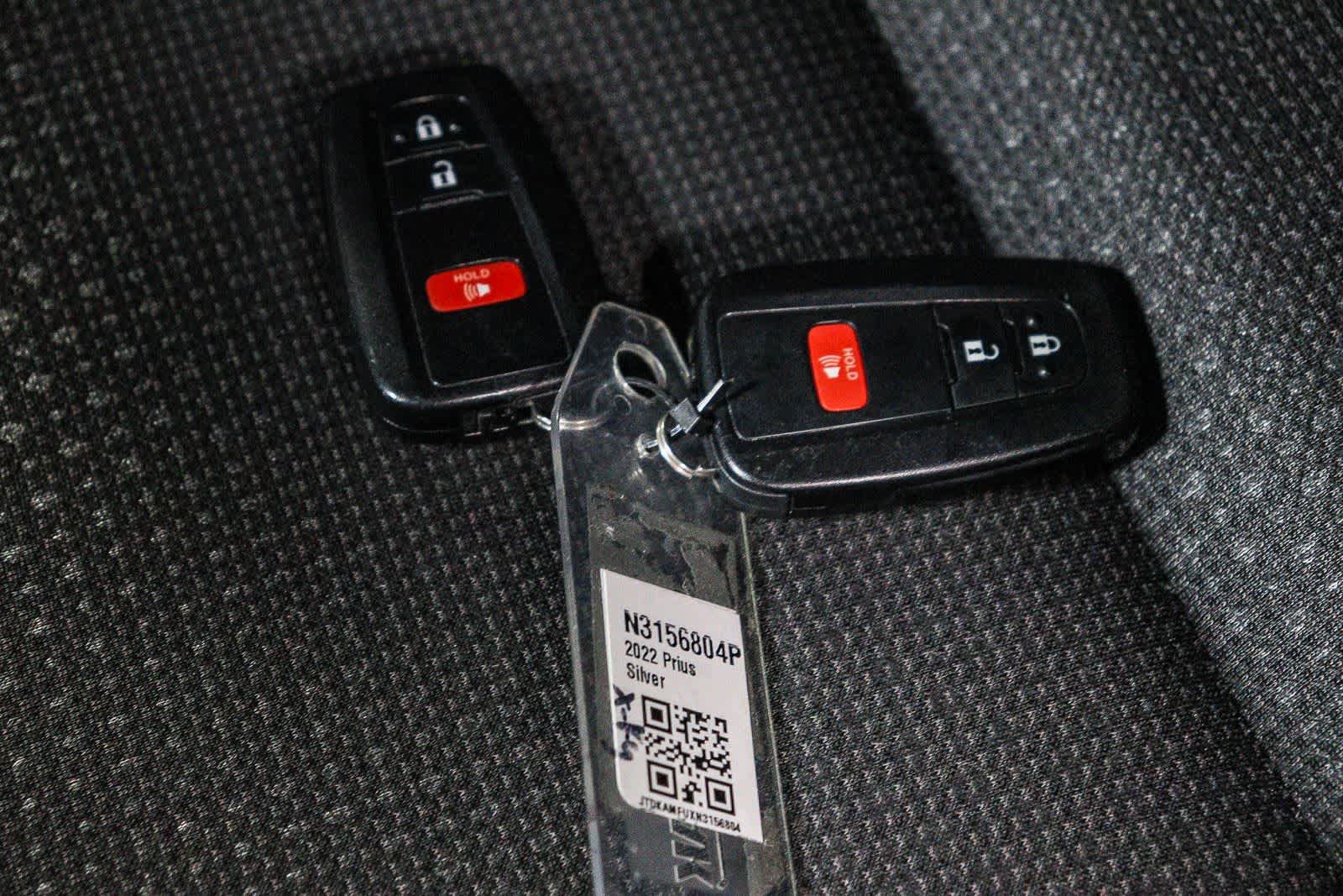Certified 2022 Toyota Prius LE FWD image 31