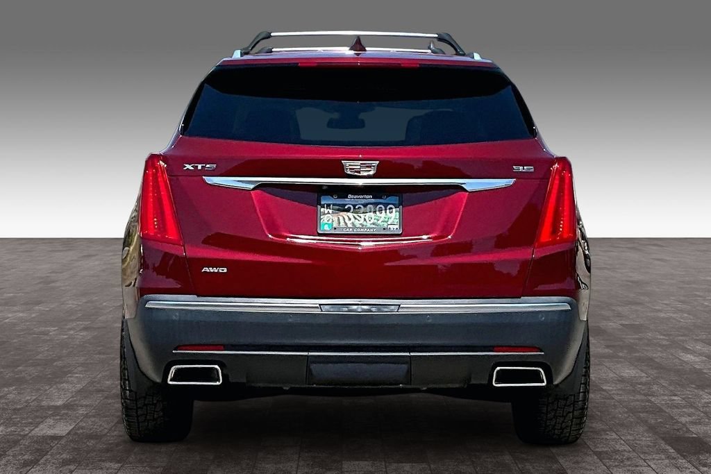 Used 2017 Cadillac XT5 Premium Luxury w/ Driver Assist Package AWD/4WD image 6