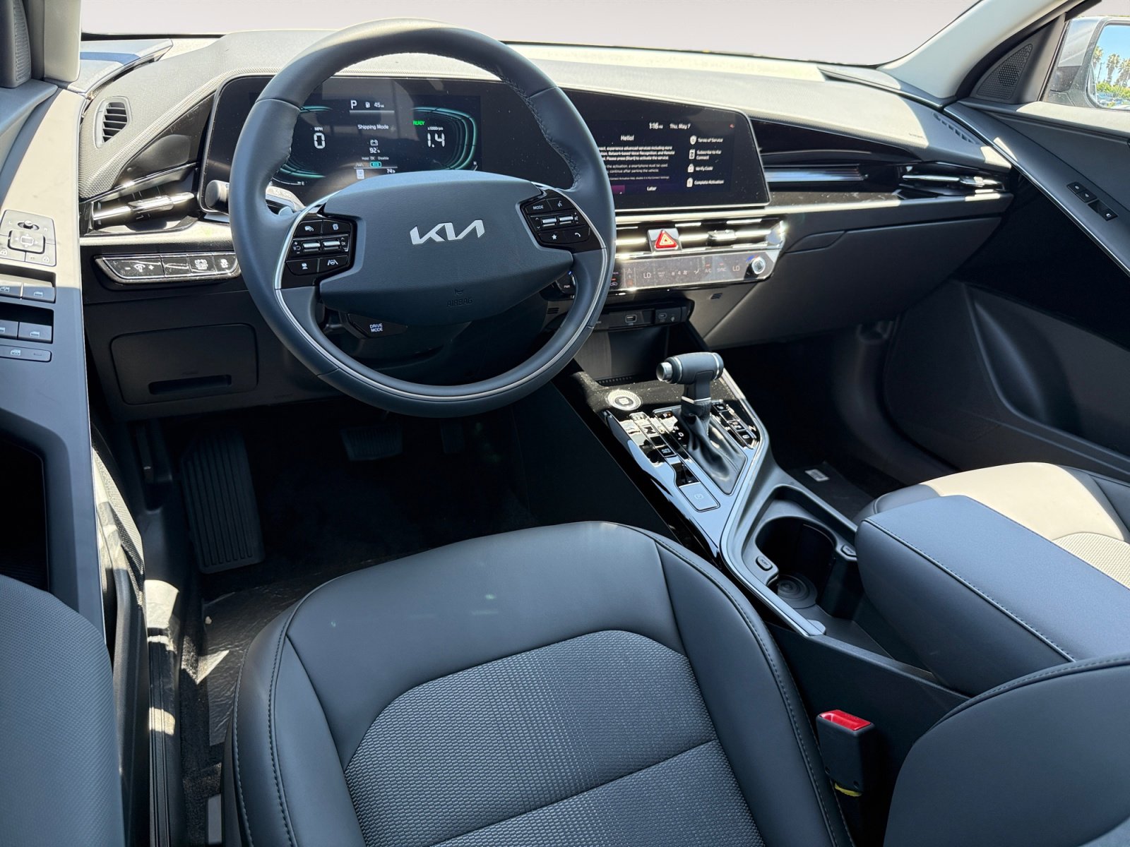 New 2026 Kia Niro EX FWD image 15