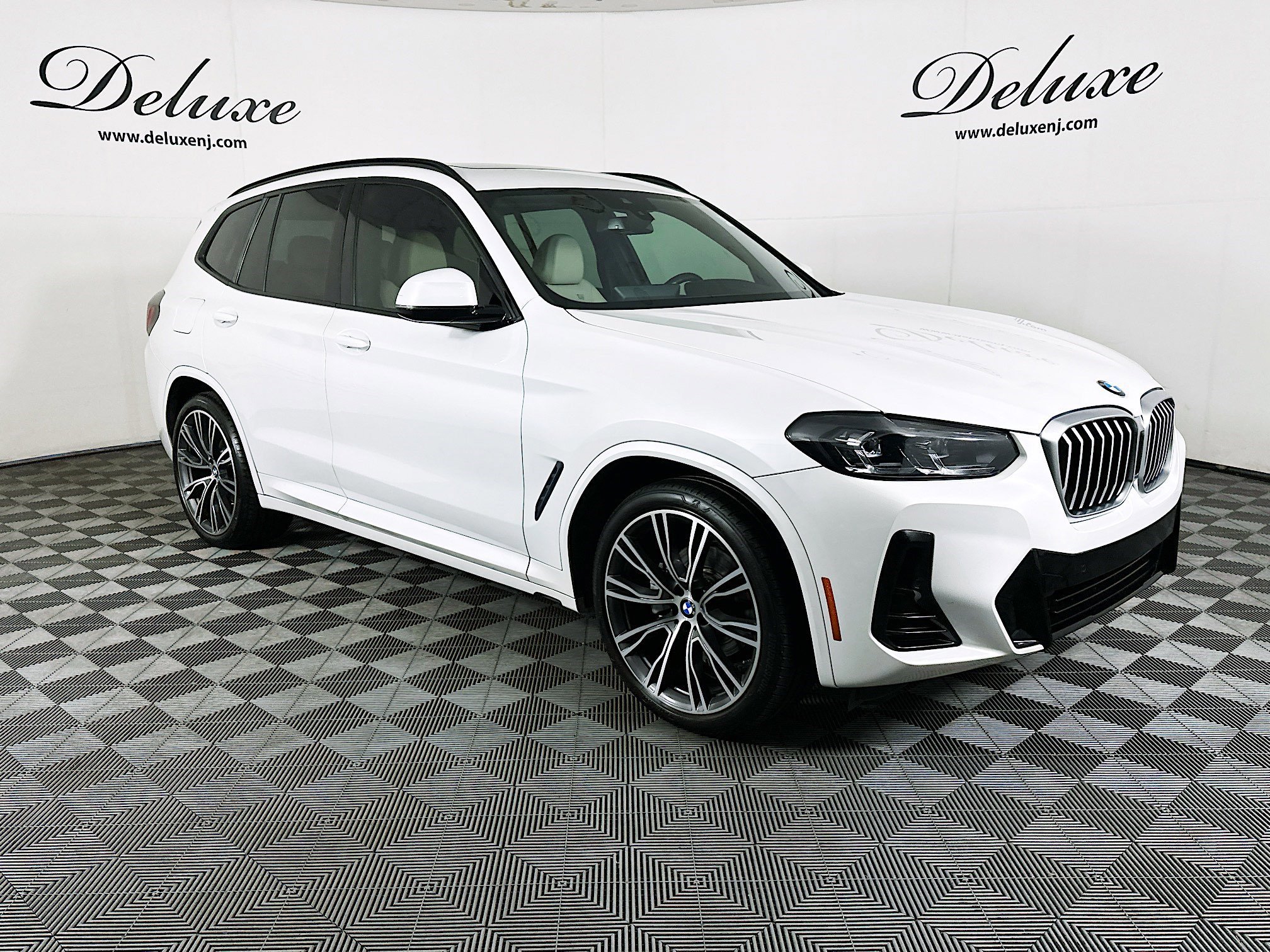 Used 2022 BMW X3 sDrive30i w/ M Sport Package 2