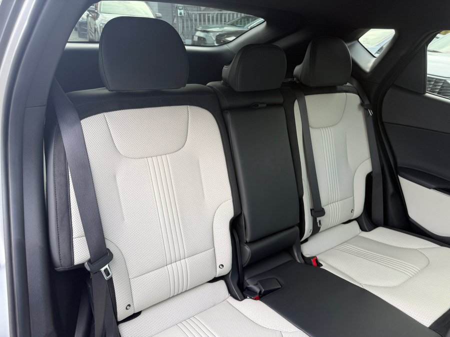 Used 2024 Kia EV6 GT-Line w/ GT-Line White Seat Package AWD/4WD image 42