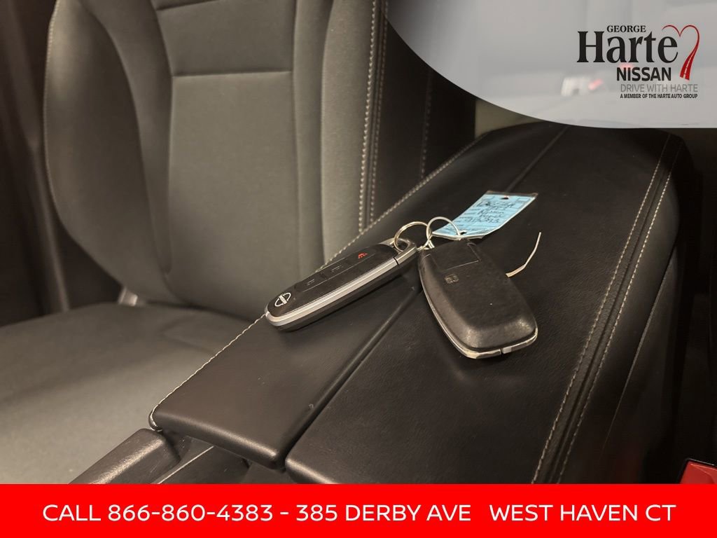 Certified 2023 Nissan Rogue S image 13