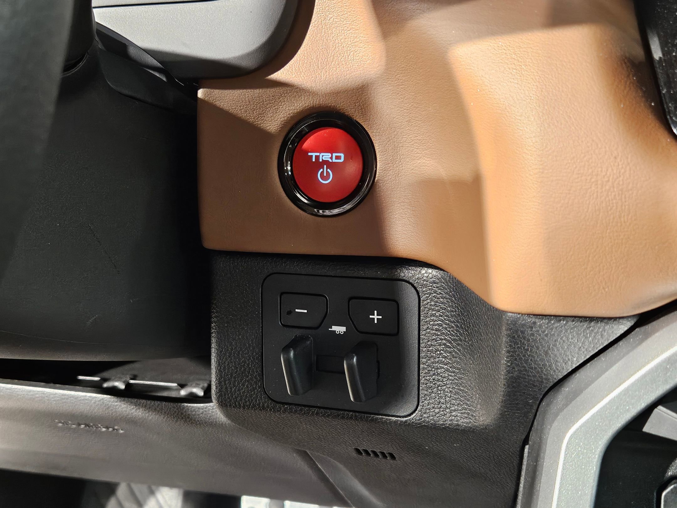 Used 2025 Toyota Tundra 1794 Edition w/ TRD Off-Road Package image 34