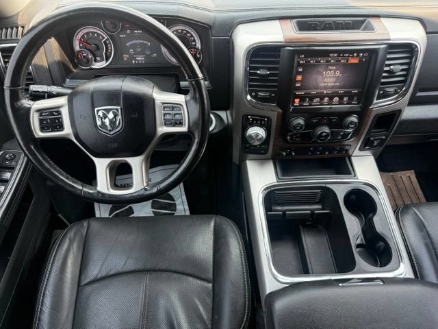 Used 2017 RAM 1500 Laramie w/ Convenience Group AWD/4WD image 3