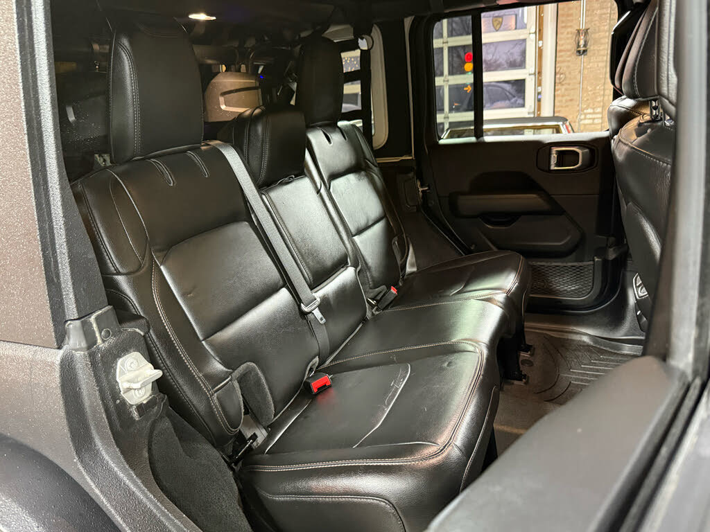 Used 2023 Jeep Wrangler Unlimited Rubicon 392 w/ Xtreme Recon 35" Tire Package AWD/4WD image 46
