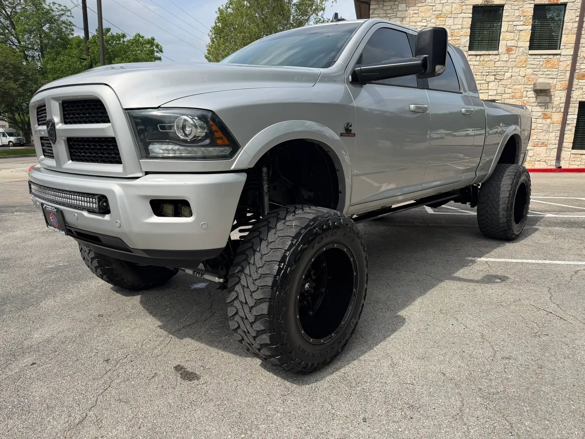 Used 2017 RAM 2500 Laramie w/ Sport Appearance Group