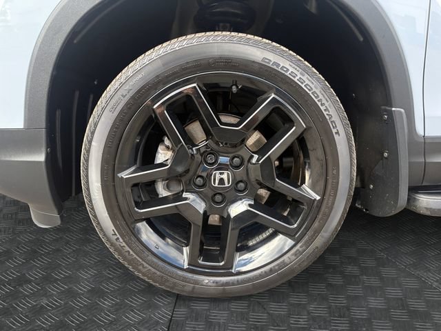 Used 2025 Honda Passport Black Edition image 14