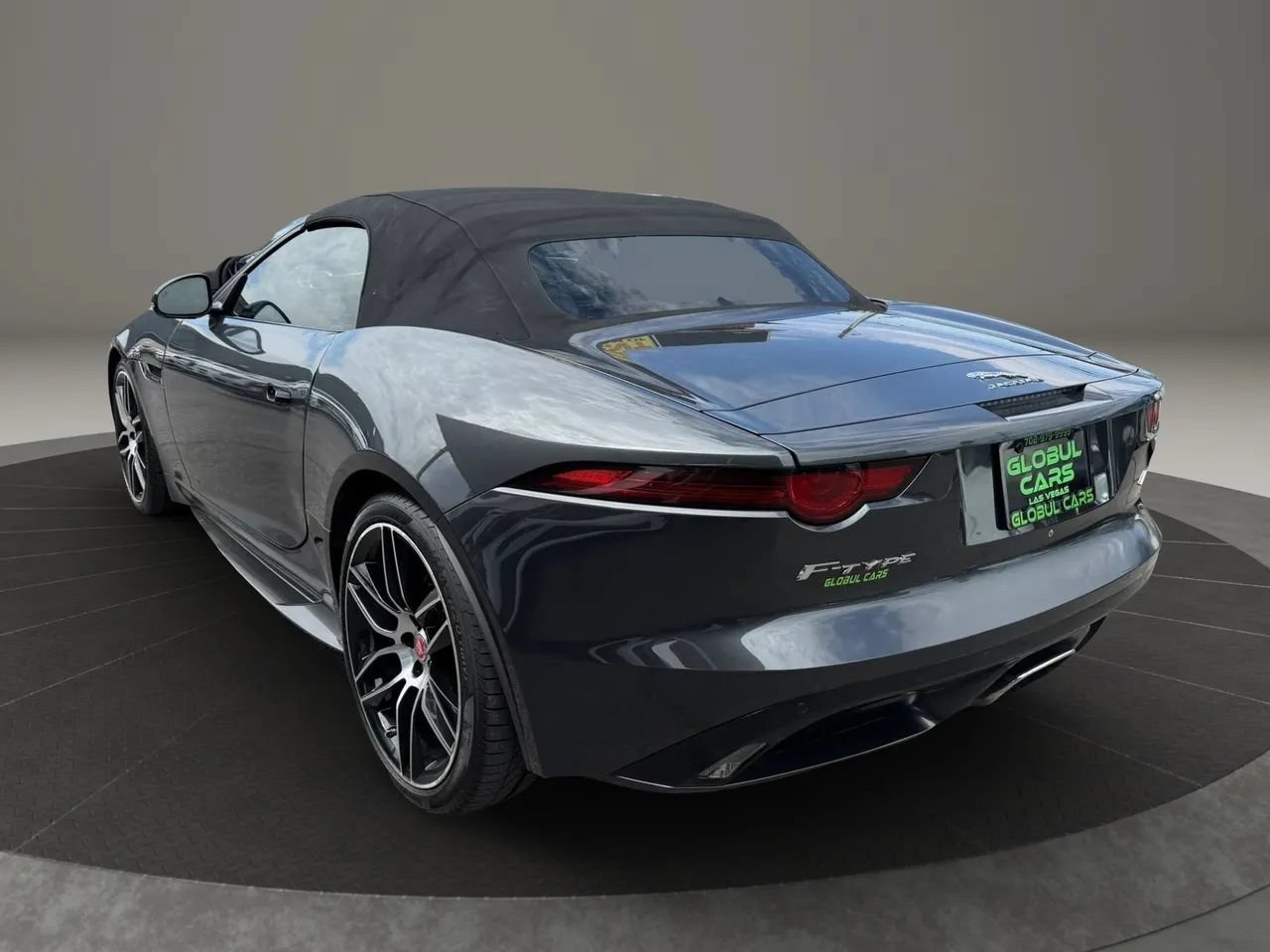 Used 2020 Jaguar F-TYPE Convertible RWD image 7