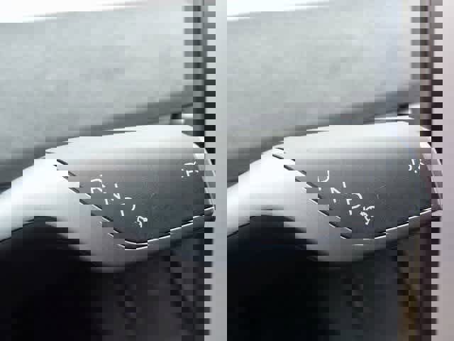 Used 2025 Tesla Model Y Long Range image 18