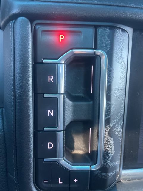 Used 2024 GMC Yukon XL Denali w/ Denali Reserve Package image 23