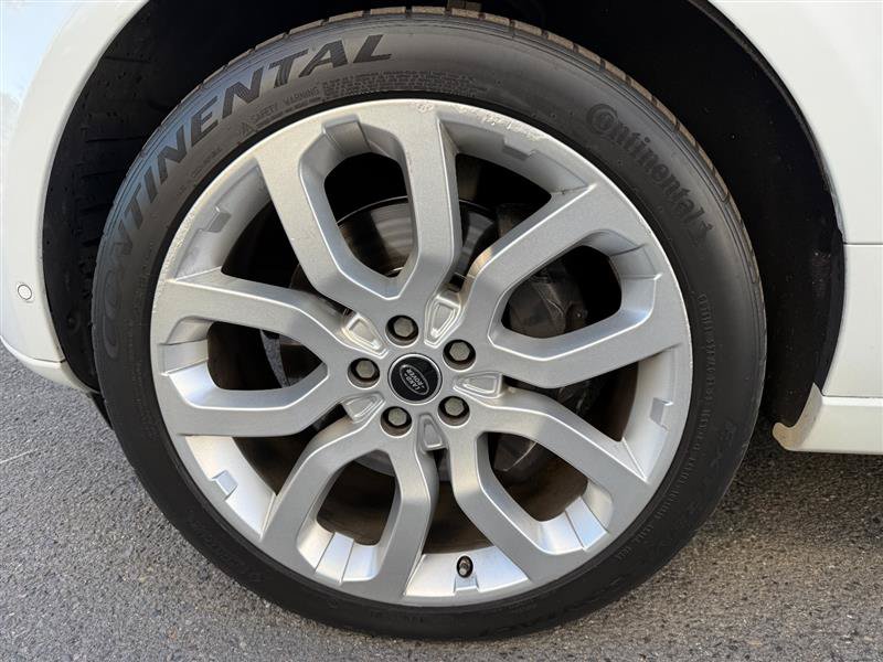 Used 2014 Land Rover Range Rover Supercharged AWD/4WD image 19