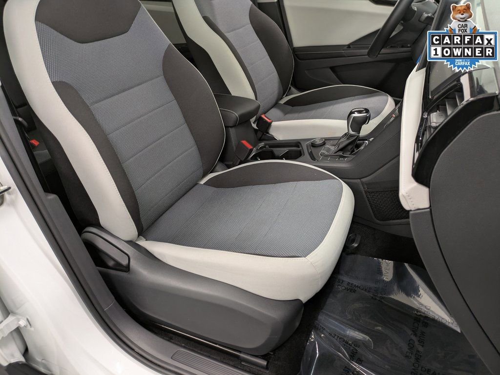 Used 2025 Volkswagen Taos S image 30