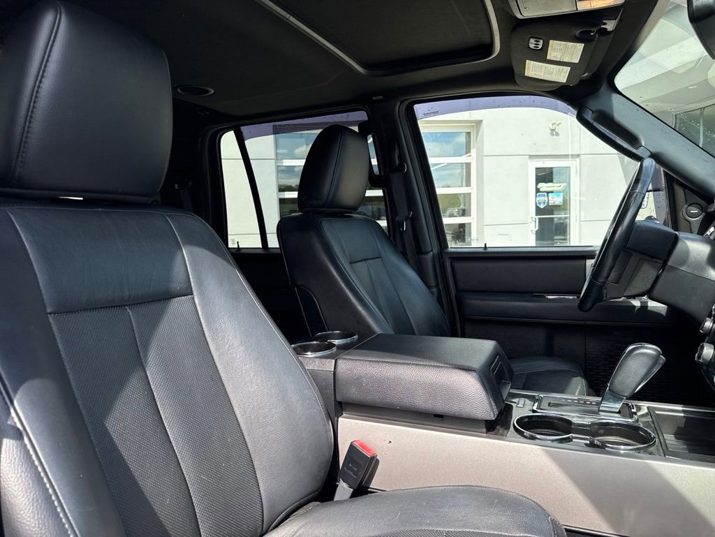 Used 2017 Ford Expedition Limited AWD/4WD image 51
